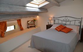 A Casa di Nonna Linda B&B